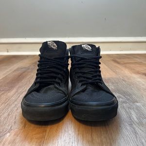 Vans Unisex Black Athletic Sneakers Size 9W 7.5M